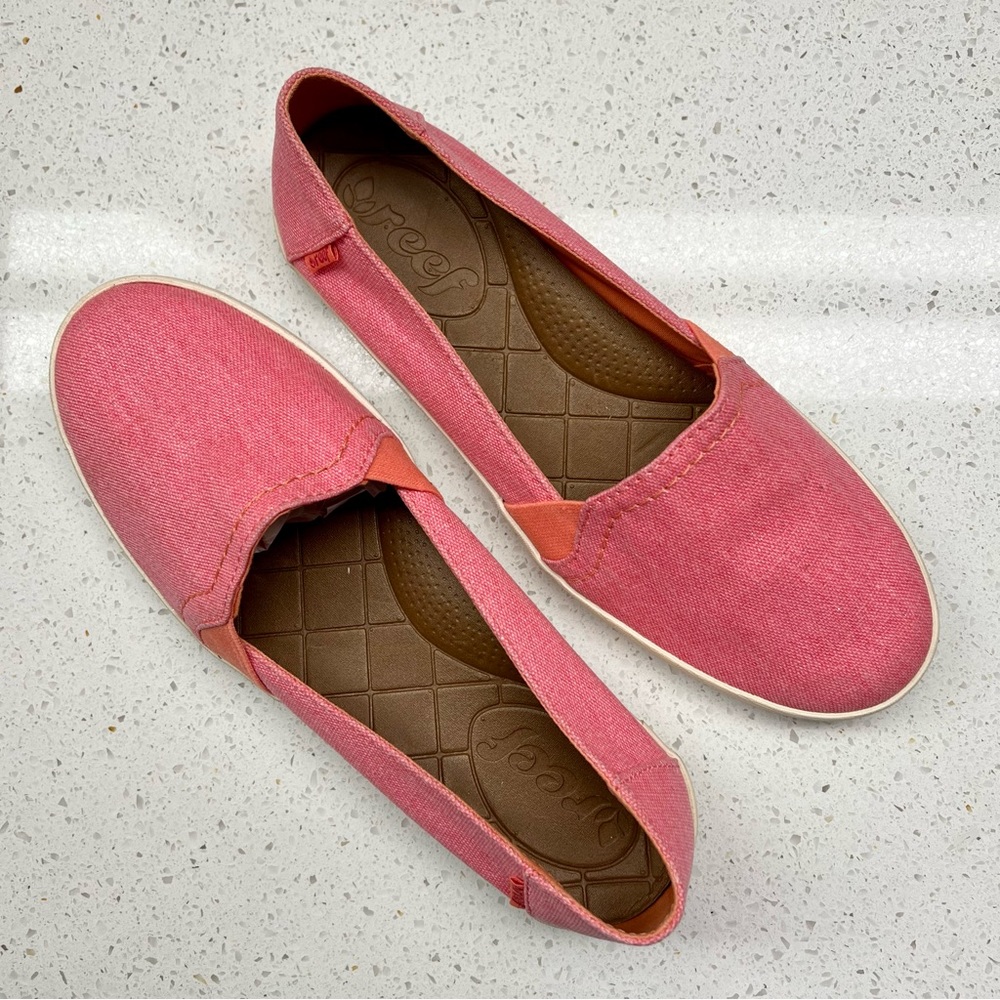 Reef Slip-Ons - Size 7